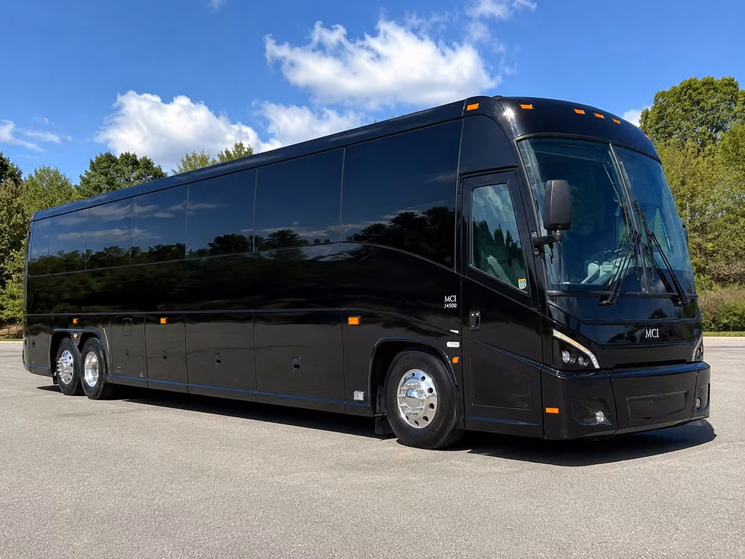 compare corporate event transportation options in pearland and beyond