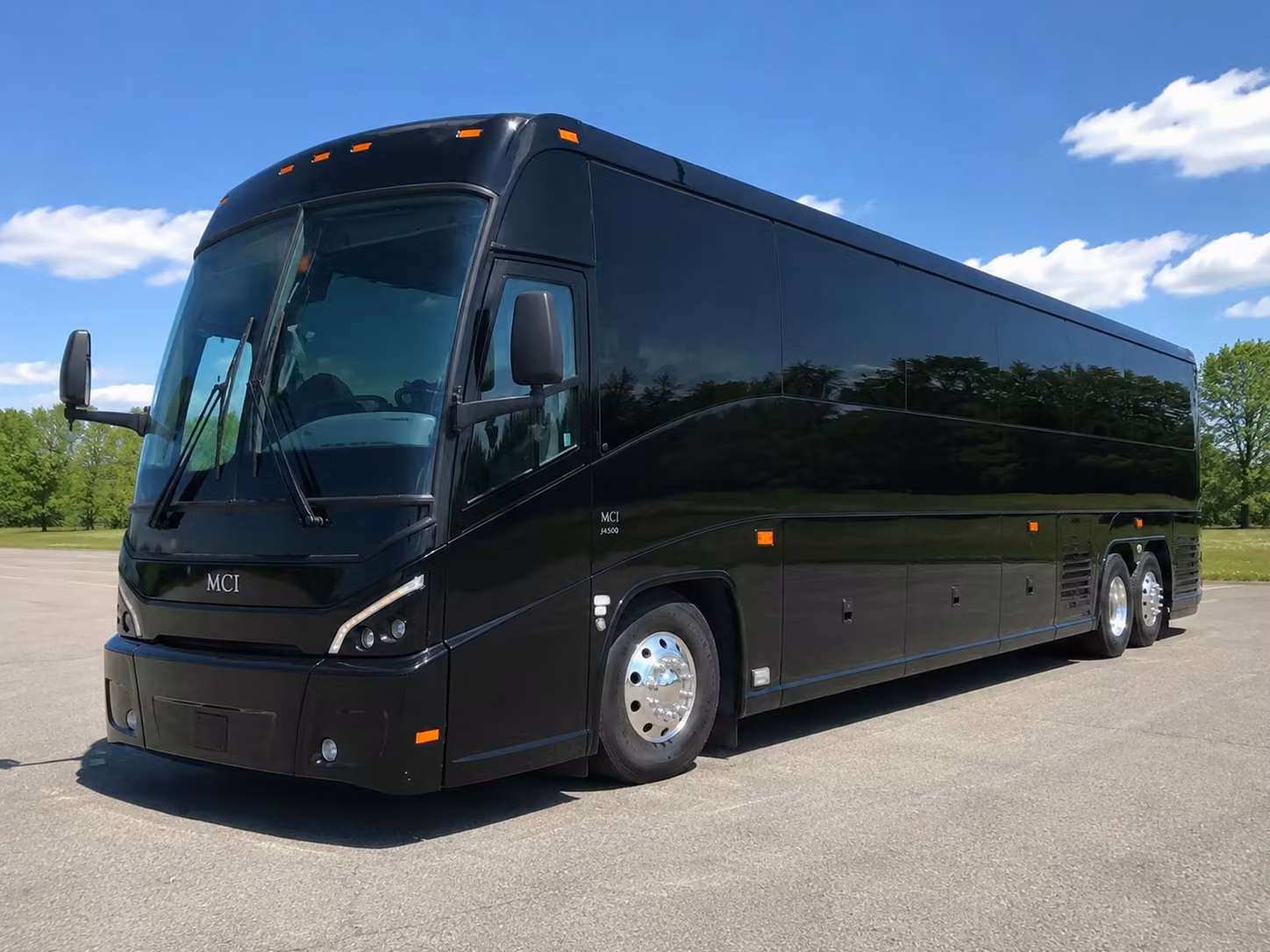 corporate event and convention shuttle bus rentals in pearland texas