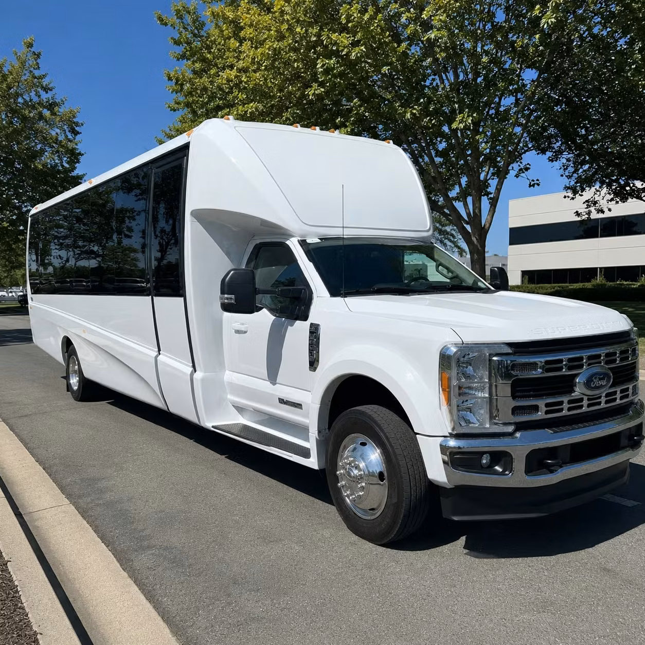 pearland 18 passenger minibus rental